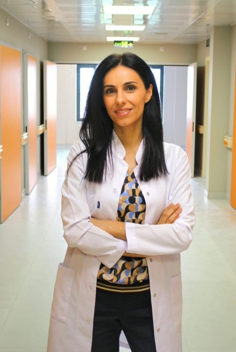 Dr. İlahə Həsənova